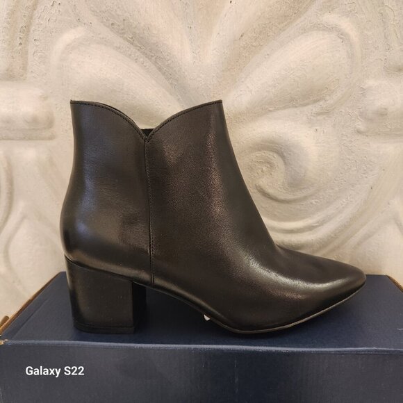Cole Haan Black Leather "Elyse" Booties. NIB. Size 5.5 - Picture 7 of 13